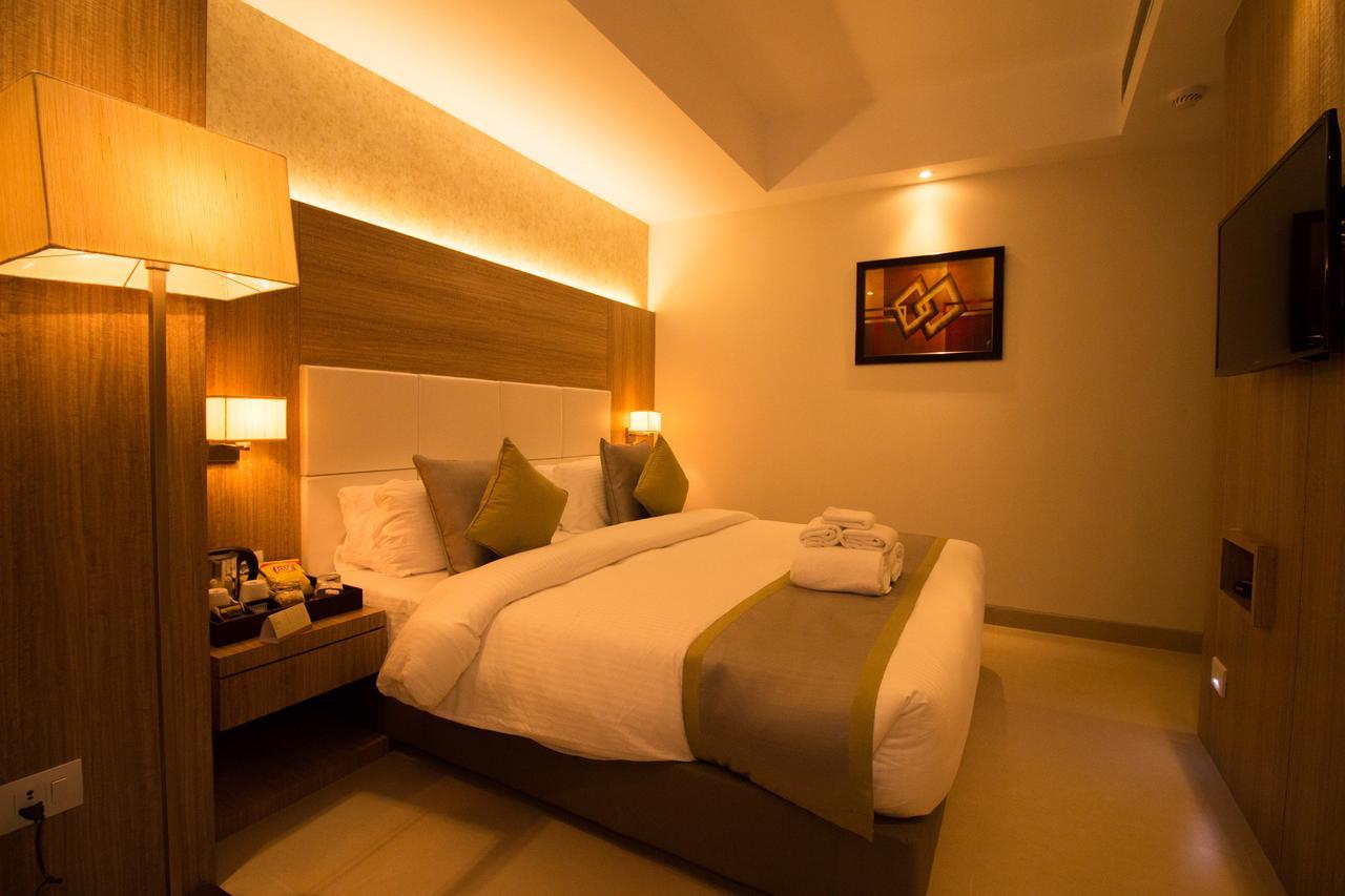 The Maureen Kolkata Exterior photo