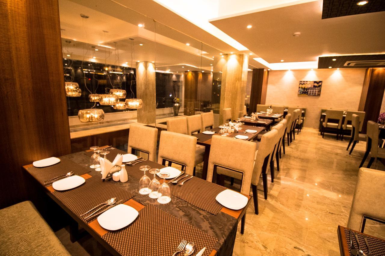 The Maureen Kolkata Exterior photo